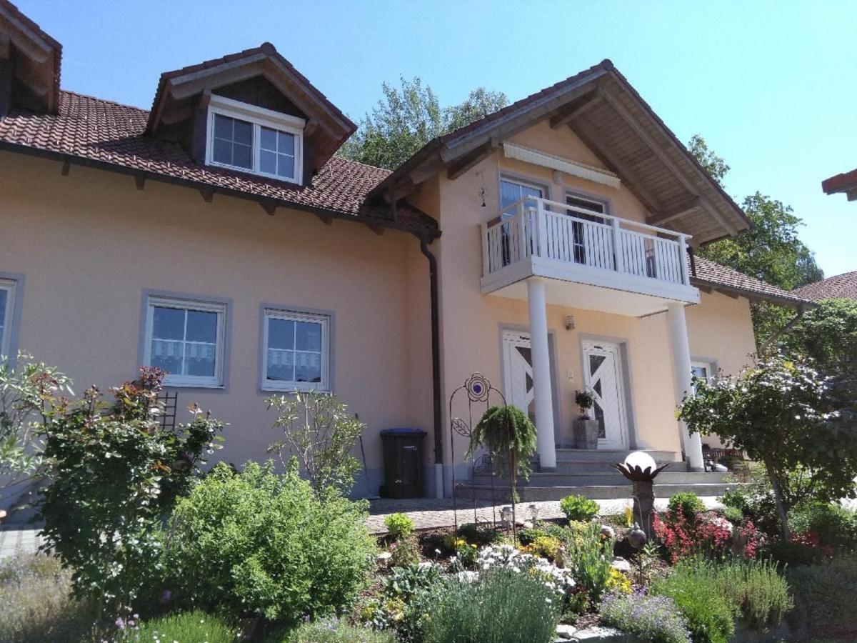 Ferienwohnung Pietzavka Wiesenfelden Exterior photo