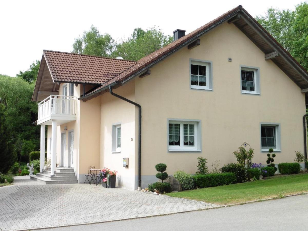 Ferienwohnung Pietzavka Wiesenfelden Exterior photo